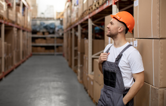 Praca dodatkowa, tymczasowa, stała – czym się różnią i jak wybrać odpowiednią?